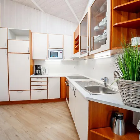 Strandblick - Dorf 1 15 *